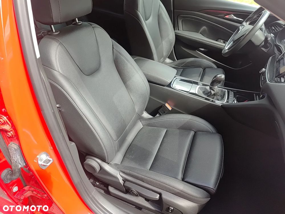 Opel Insignia - 22