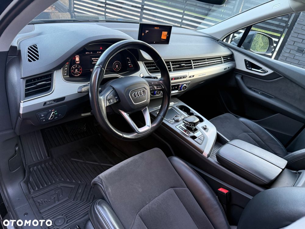 Audi Q7 - 8