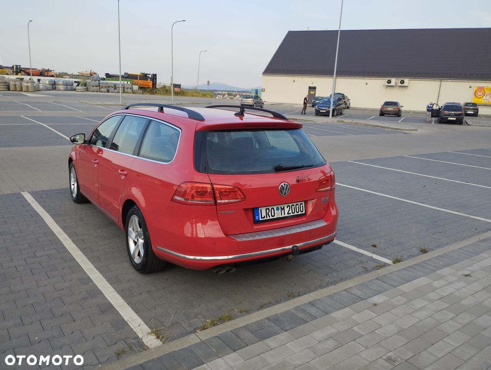 Volkswagen Passat 2.0 Blue TDI SCR Comfortline - 4