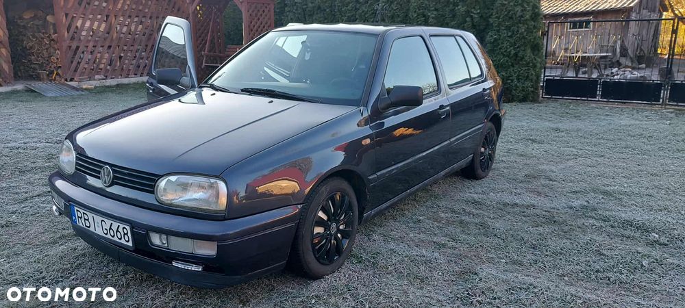 Volkswagen Golf 1.6 - 3