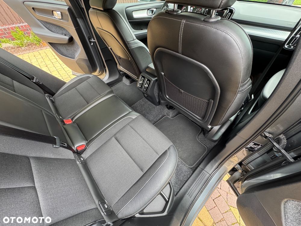 Volvo XC 40 T4 Geartronic Momentum - 12