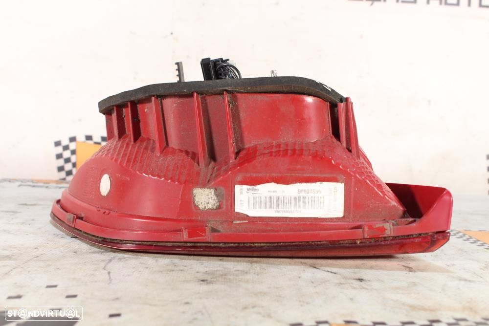 Farolim Direito Volkswagen Passat (362)  90004896 / Mala Passageiro - 7