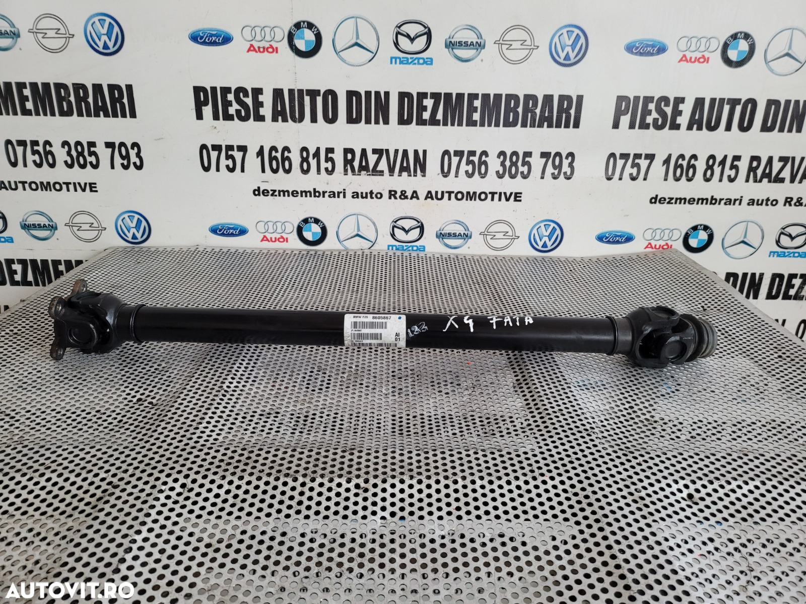 Cardan Fata Bmw X3 F25 X4 F26 2.0 Diesel Cod 8605867 Masina Cu 22.000 Km Fara Joc Impecabil Dezmembrez Bmw X4 F26 2.0 Diesel Motor B47 Xdrive 4x4 Volan Stanga Bi-Xenon - 2