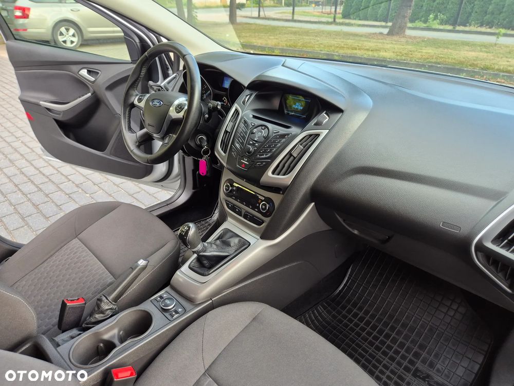 Ford Focus - 31