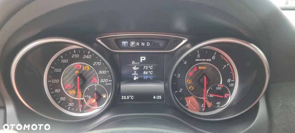 Mercedes-Benz CLA AMG 45 4Matic AMG Speedshift DCT 7G - 28