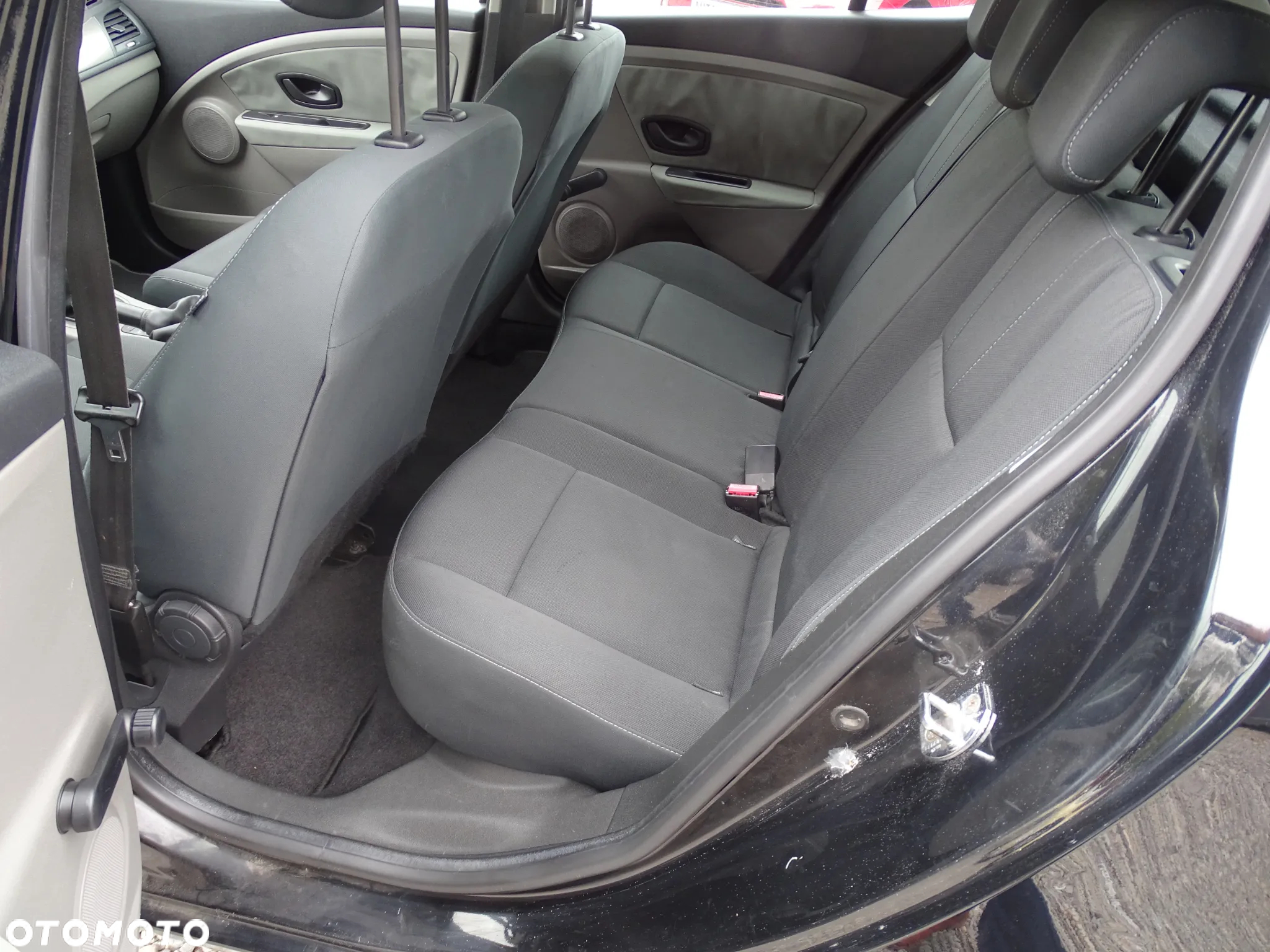 Renault Megane 1.6 16V 100 TomTom Edition - 21
