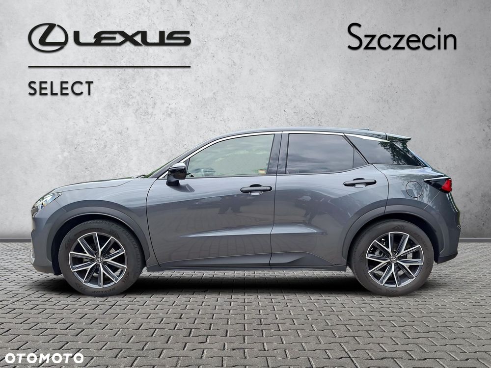 Lexus LBX 1.5 Hybrid Emotion - 2