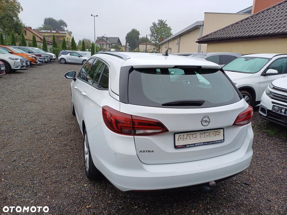 Opel Astra 1.4 Turbo Innovation - 4