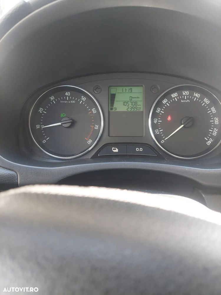 Skoda Fabia 1.2 HTP Active - 5