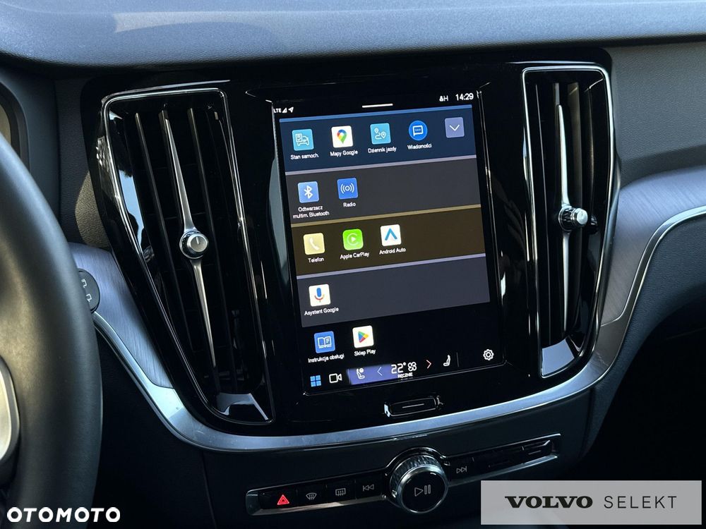 Volvo V60 Cross Country - 19