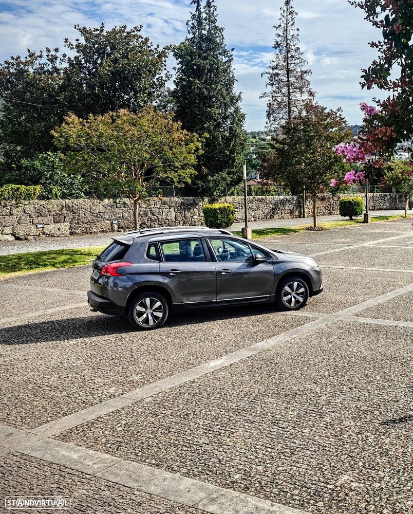Peugeot 2008 1.6 e-HDi Allure - 31