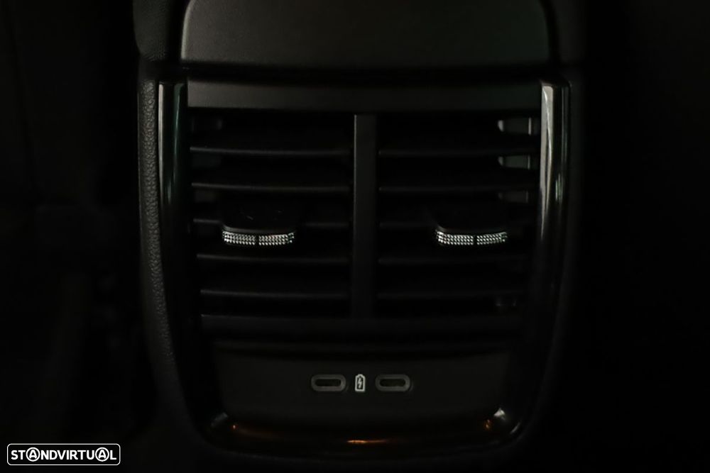 Skoda Kamiq 1.0 TSI Selection DSG - 20