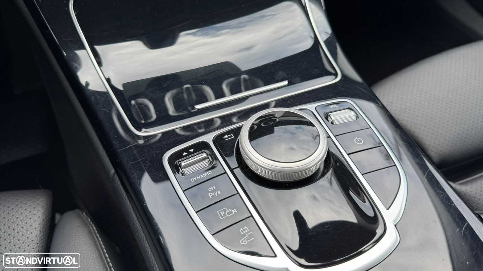 Mercedes-Benz C 300 de Avantgarde - 20