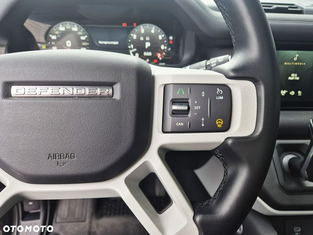 Land Rover Defender 90 P400 SE - 27