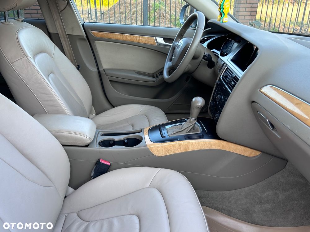 Audi A4 Avant 2.0 TDI DPF multitronic S line Sportpaket - 34