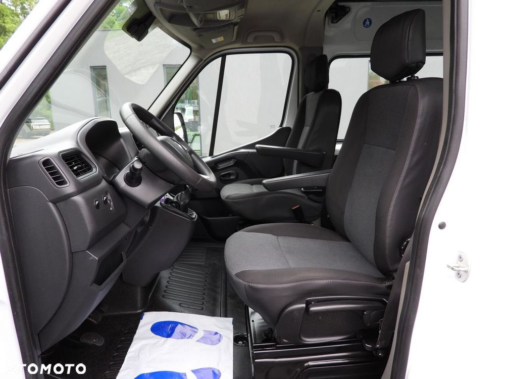 Renault MASTER FURGON BRYGADÓWKA 6 MIEJSC TEMPOMAT LEDY BLIŹNIACZE KOŁA KLIMATYZACJA  165KM - 25
