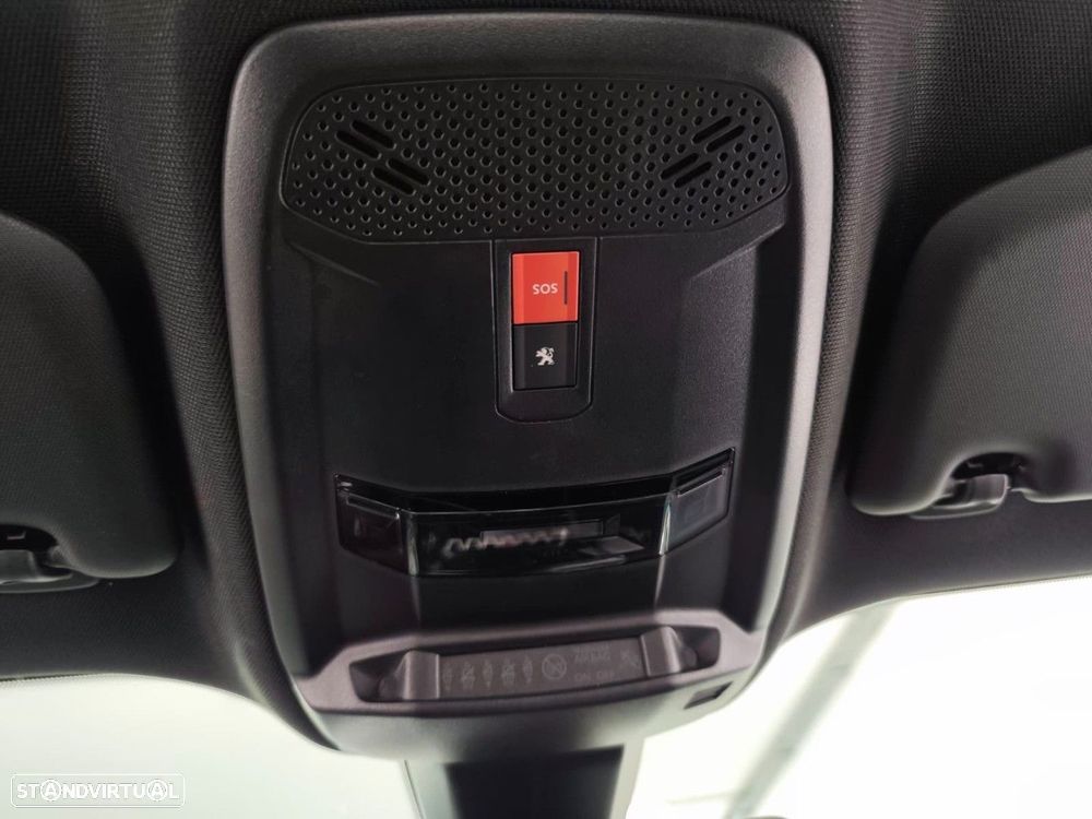 Peugeot 2008 1.5 BlueHDi GT - 27