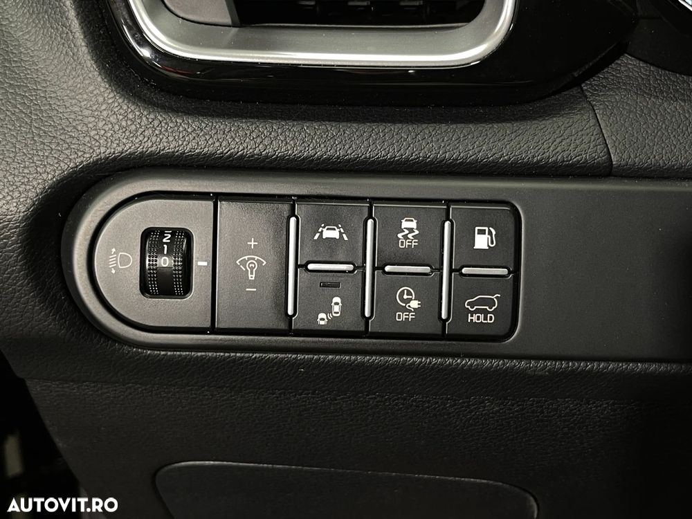 Kia Ceed 1.6 GDI DCT OPF Platinum - 25