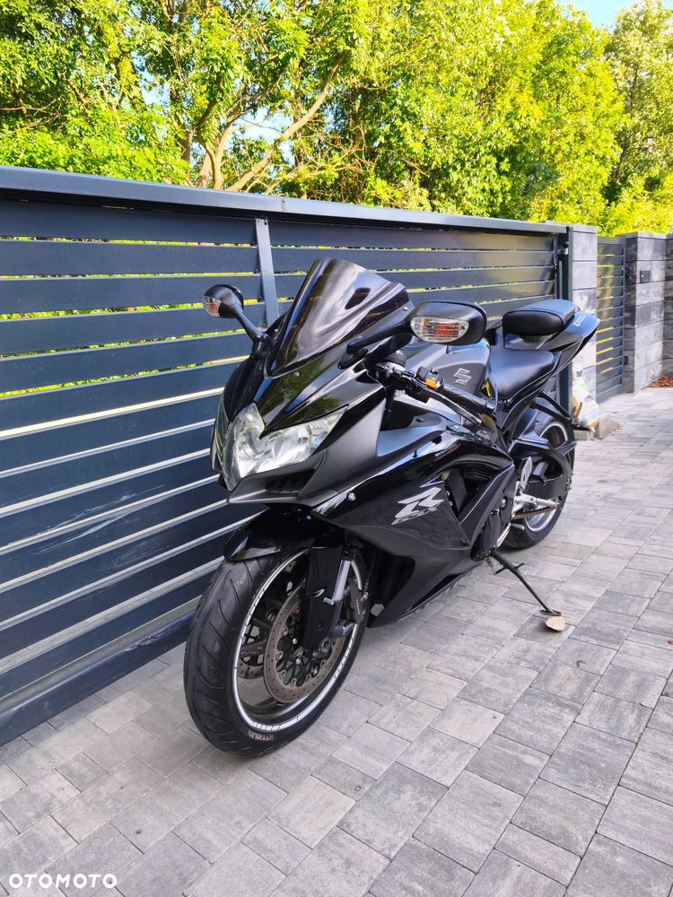 Suzuki GSX-R - 23