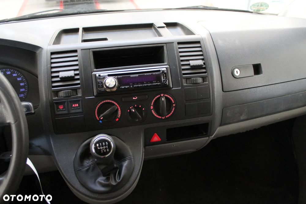 Volkswagen Transporter T5 - 9