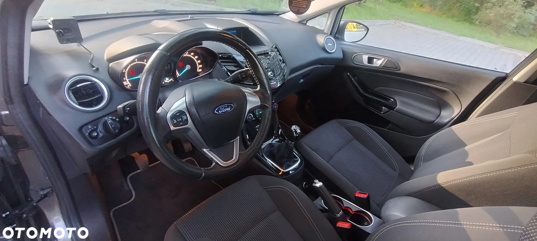 Ford Fiesta 1.0 EcoBoost Start-Stop Titanium - 14