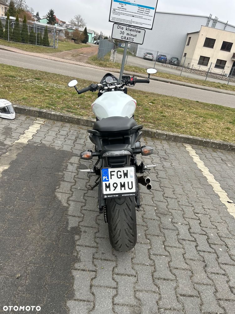 Honda Hornet - 8