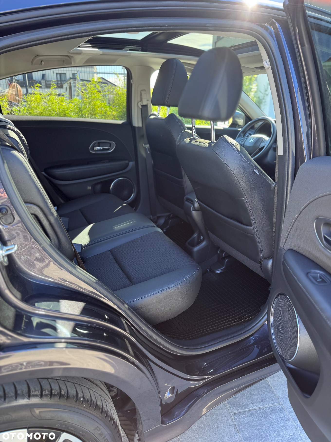 Honda HR-V 1.5 Executive (ADAS / Connect+) CVT - 23