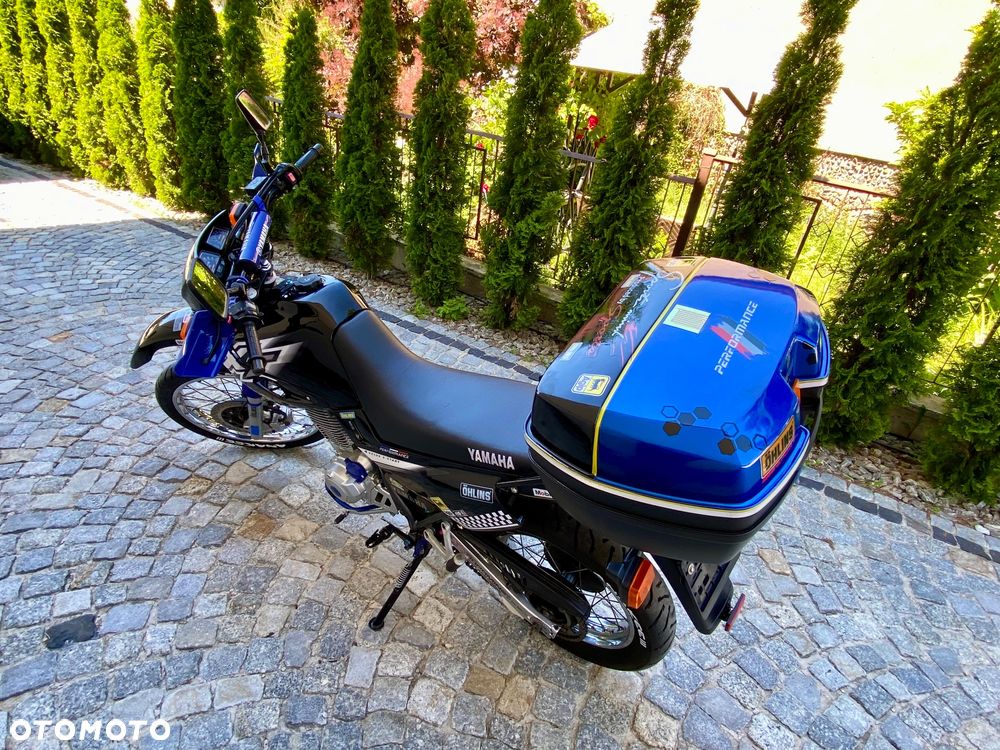 Yamaha XT - 12