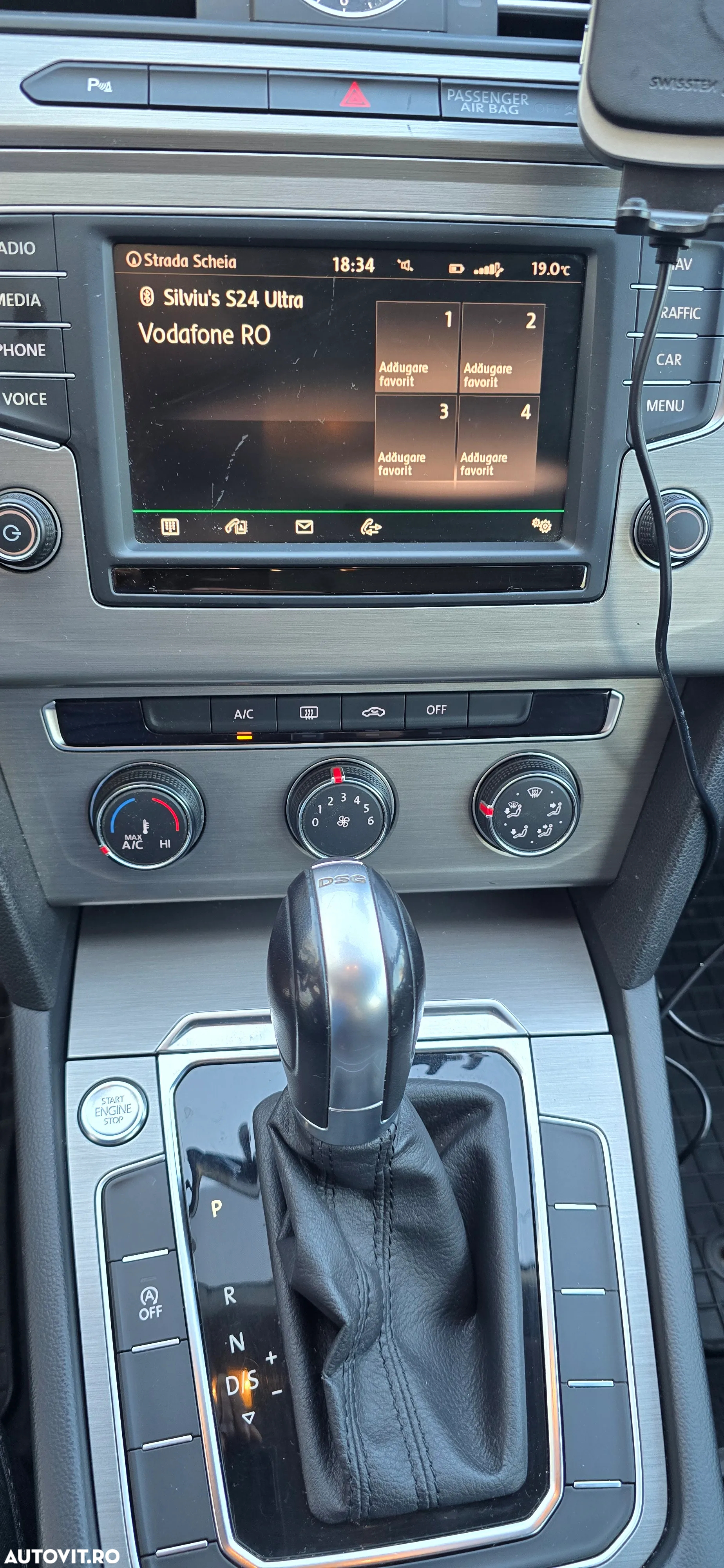 Volkswagen Passat Variant 2.0 TDI DSG Comfortline - 11