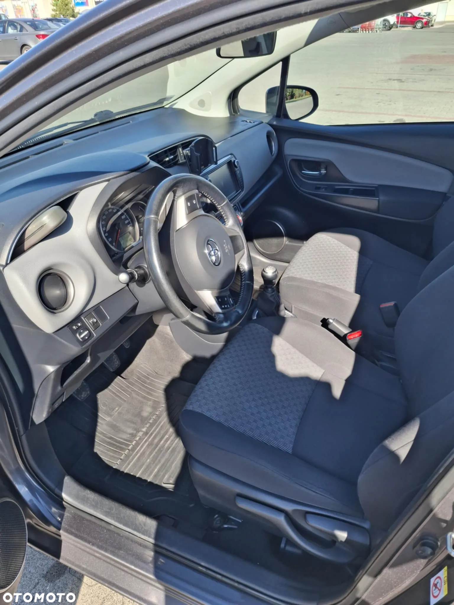 Toyota Yaris 1.33 Premium EU6 - 8