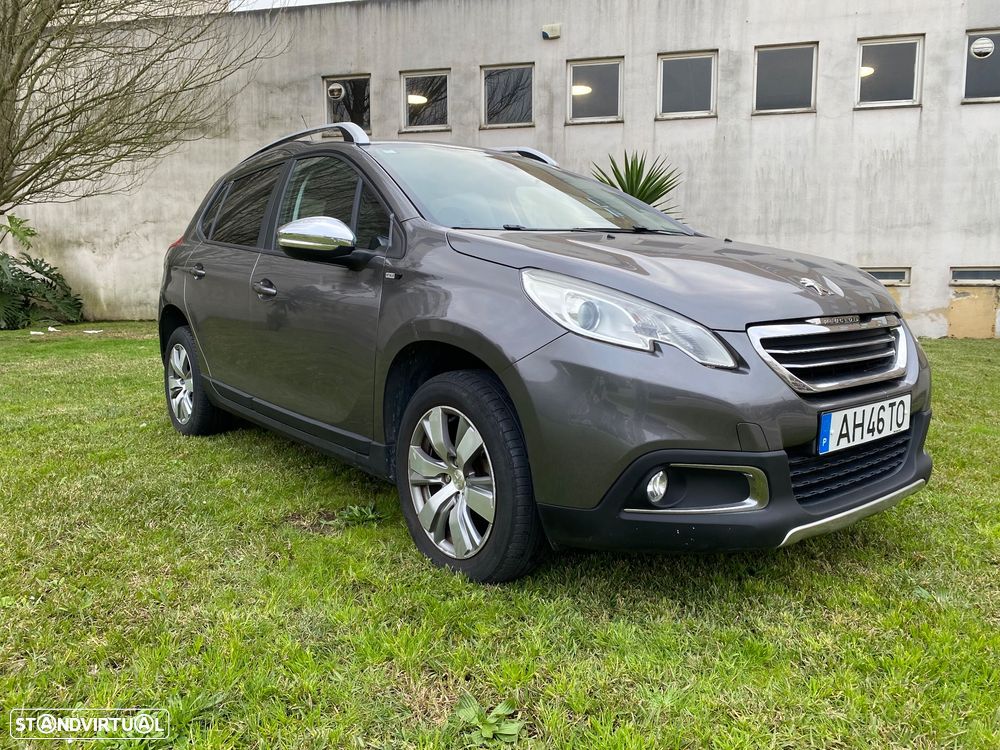 Peugeot 2008 1.2 PureTech Allure - 2