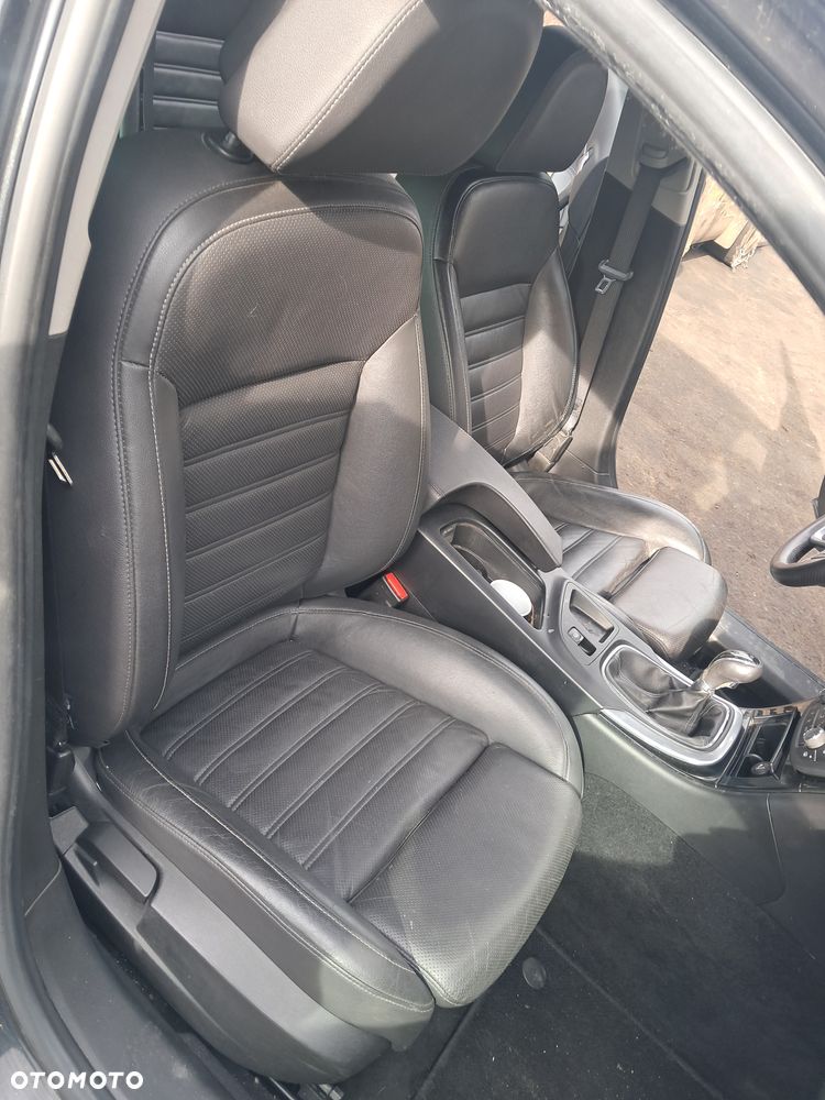DAWCA CZĘŚCI OPEL INSIGNIA A TOURER KOMBI 2010 2.0 CDTI KL. Z22C - 12
