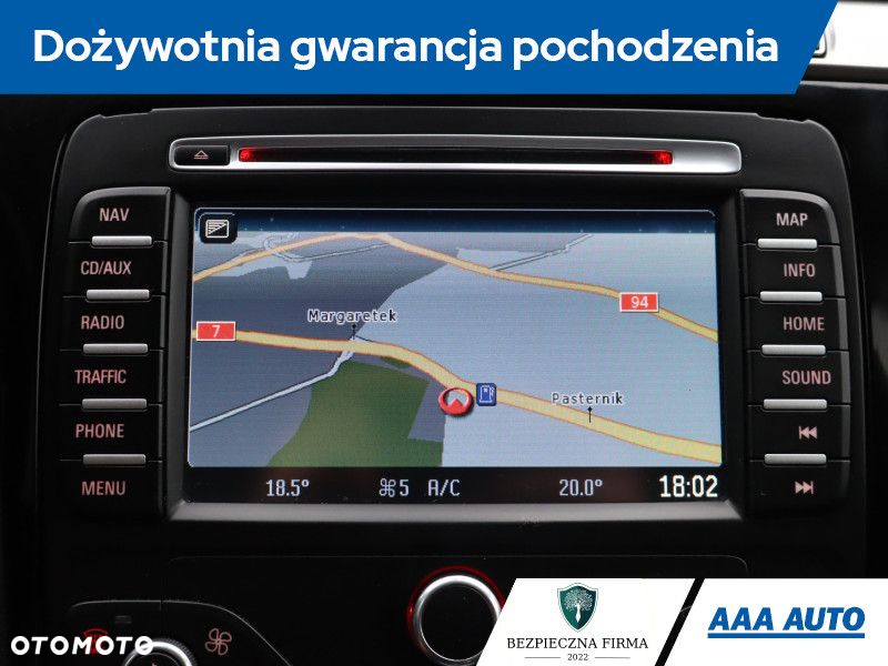 Ford S-Max - 11