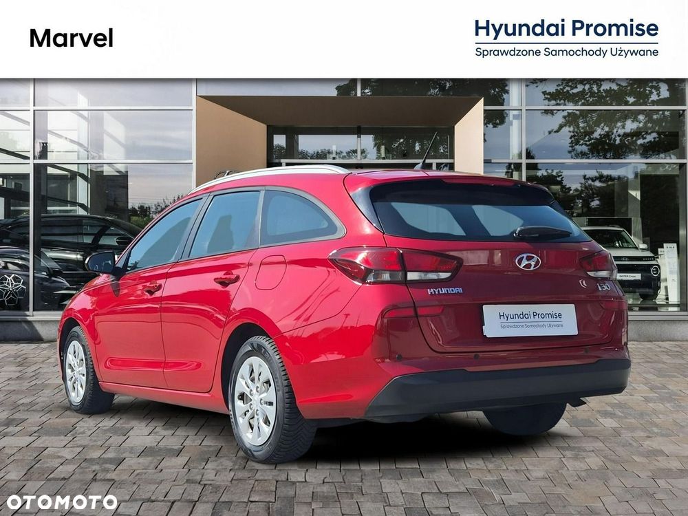 Hyundai i30 1.6 D Classic + - 4