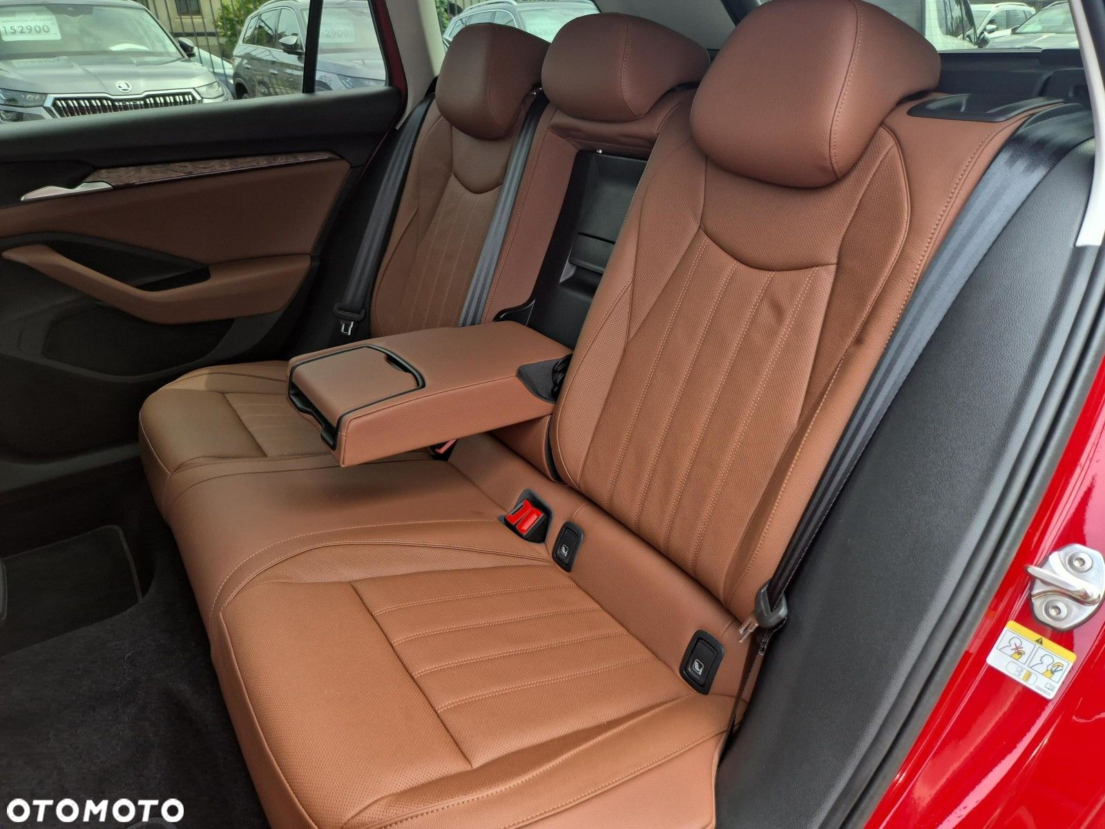 Skoda Superb 2.0 TDI SCR L&K DSG - 16