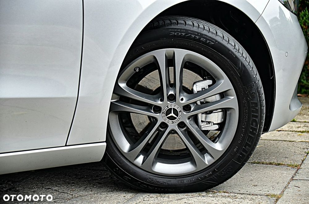 Mercedes-Benz Klasa B 220 4Matic 7G-DCT Edition 2020 - 16