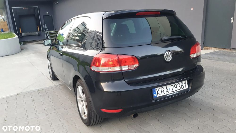 Volkswagen Golf VI 1.6 TDI Comfortline - 12