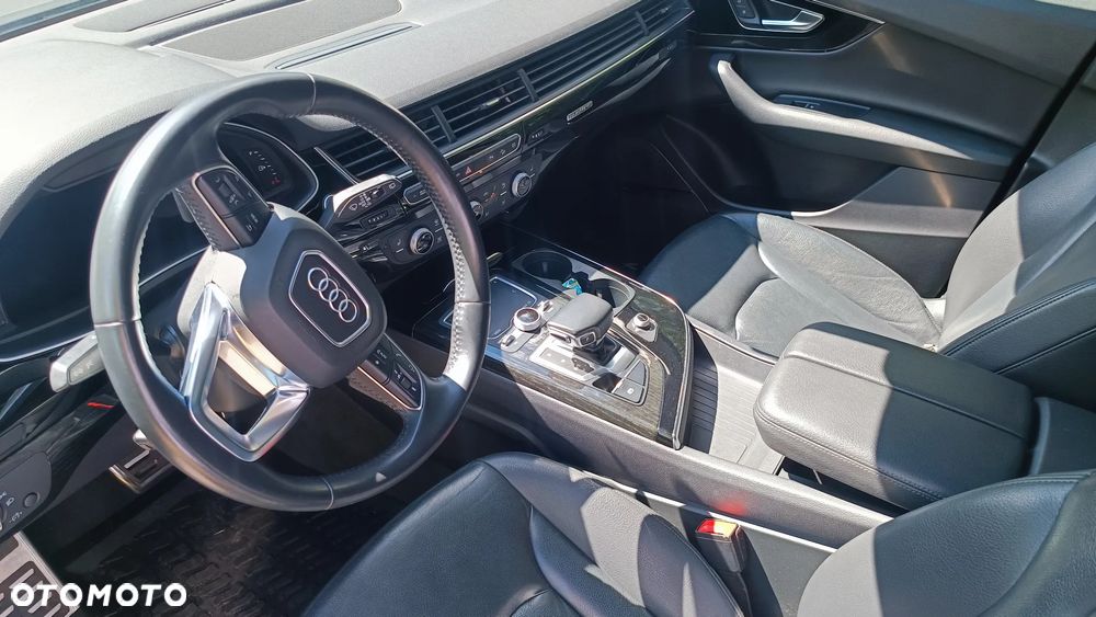 Audi Q7 - 18