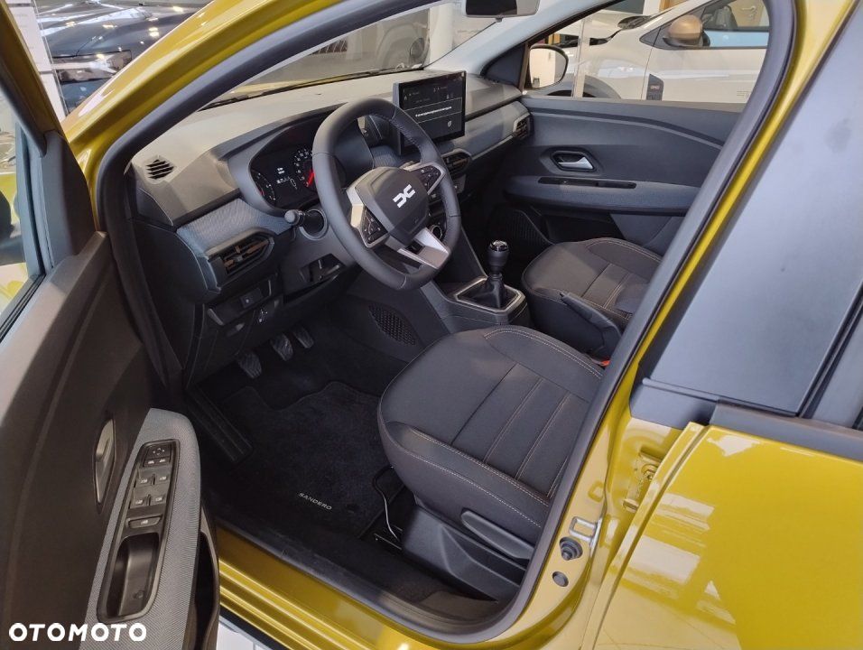 Dacia Sandero - 6