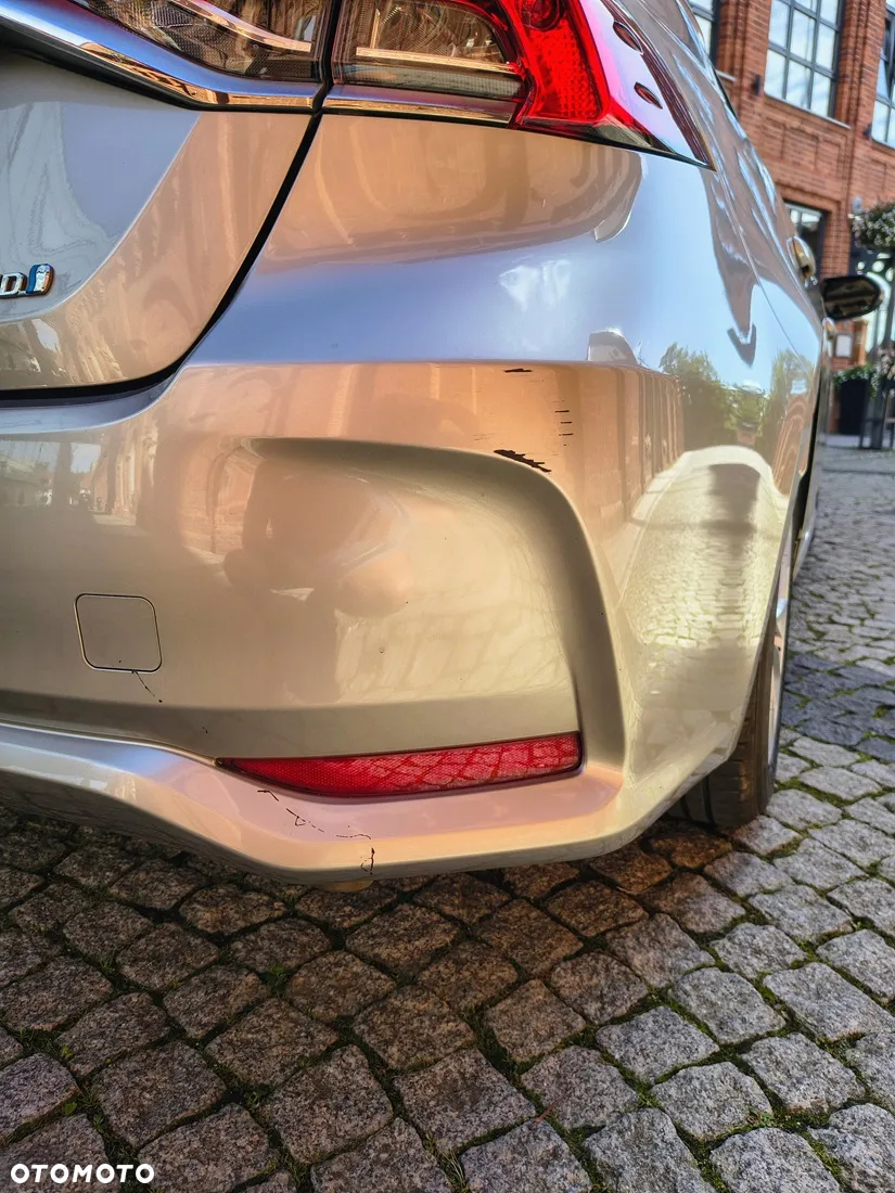 Toyota Corolla 1.8 Hybrid Comfort - 13