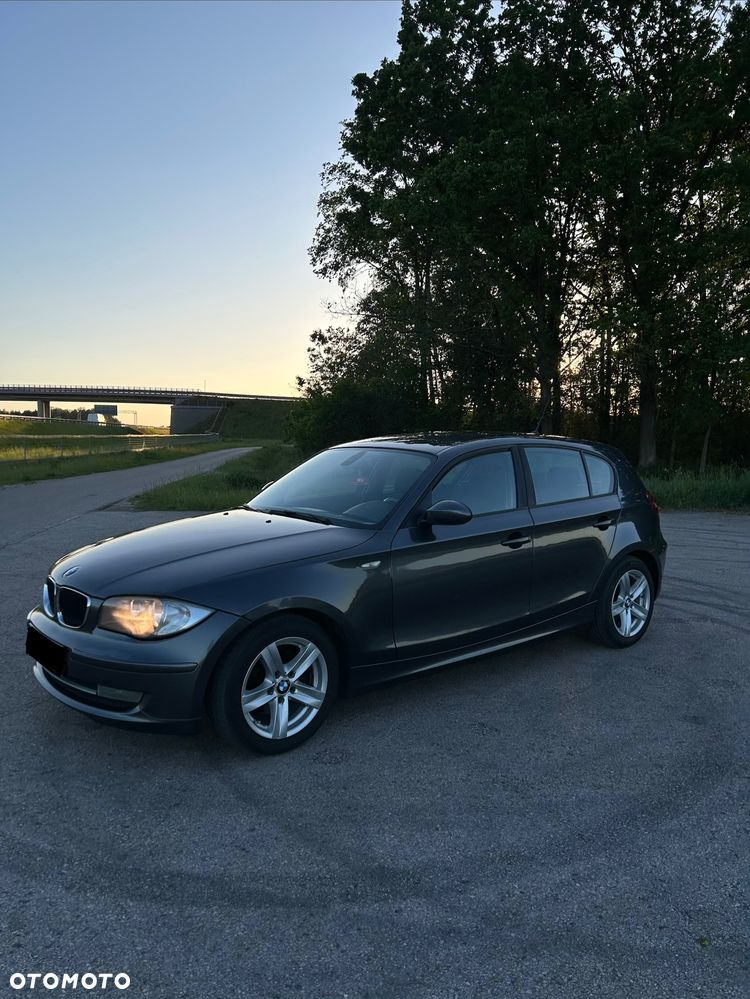 BMW Seria 1 118i - 3