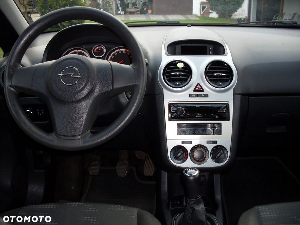 Opel Corsa - 8