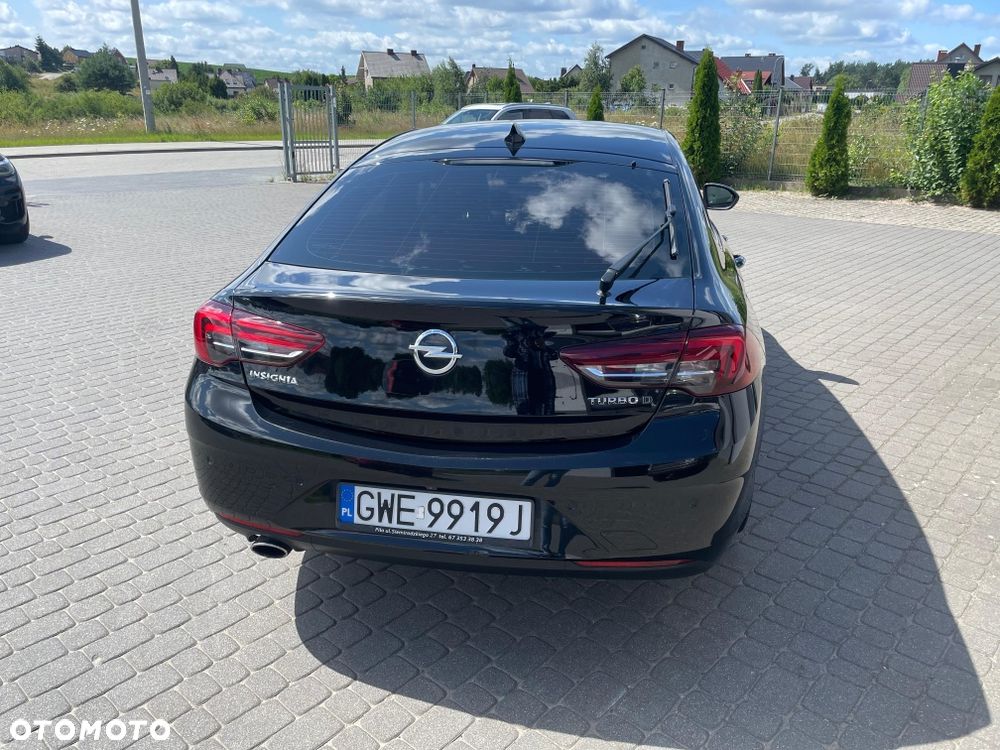 Opel Insignia - 8