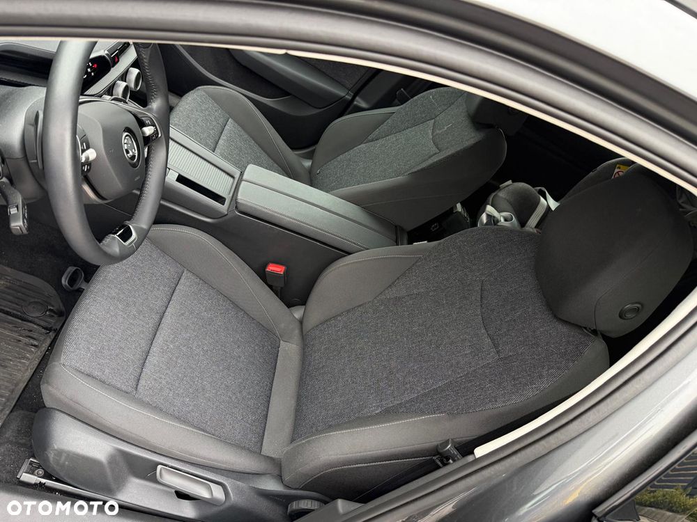 Skoda Superb 2.0 TDI SCR Essence DSG - 12