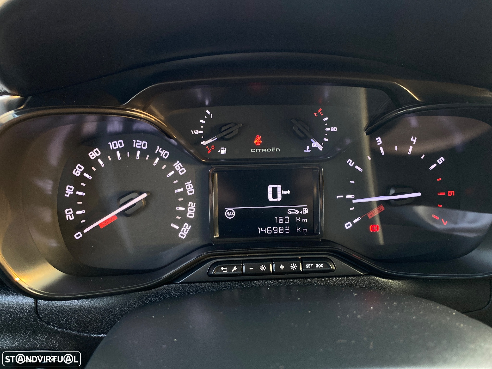 Citroën C3 1.6 BlueHDi Exclusive - 23