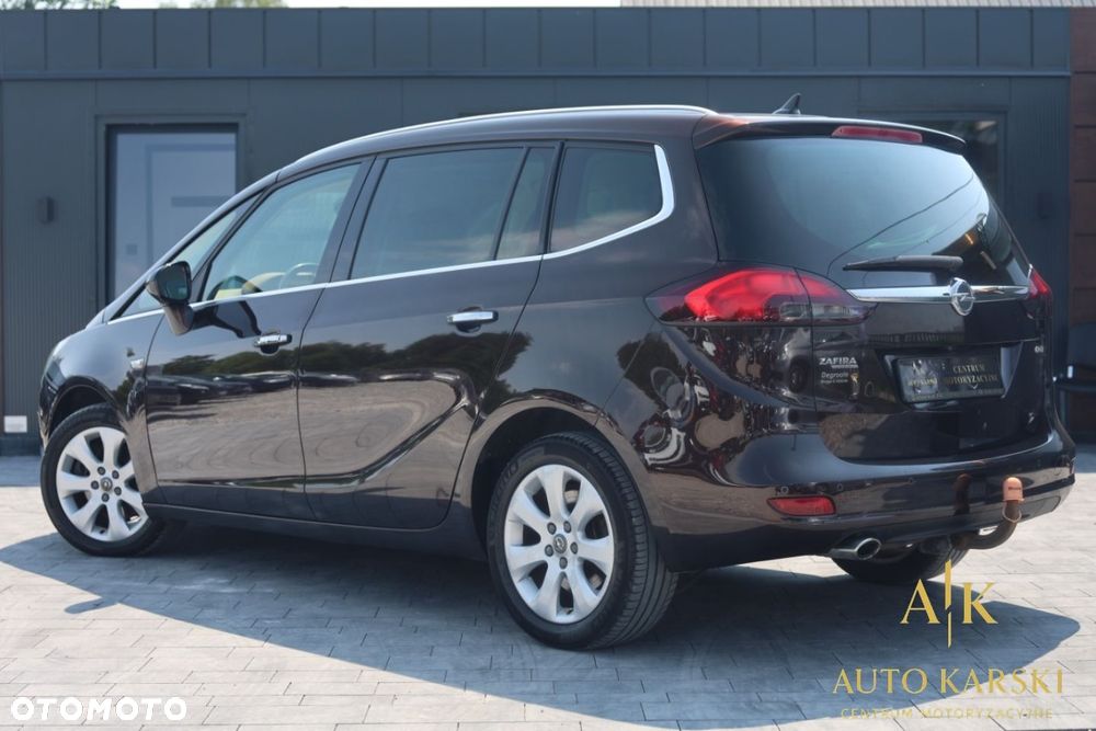 Opel Zafira - 10