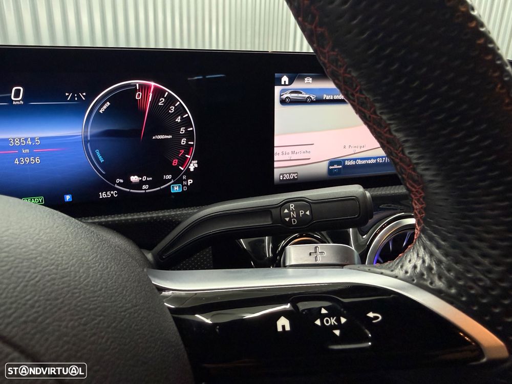 Mercedes-Benz A 250 Limousine e 8G-DCT AMG Line - 32