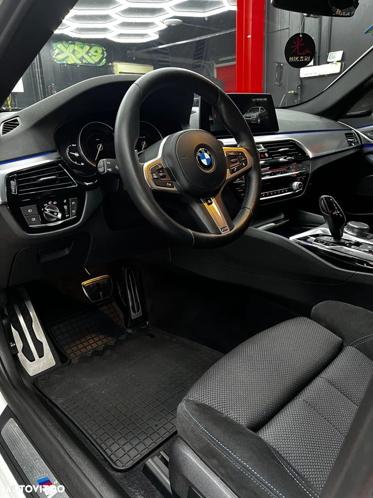 BMW Seria 5 520d xDrive AT - 4