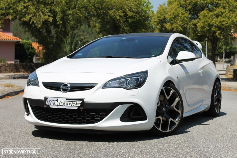 Opel Astra GTC OPC S&S - 2