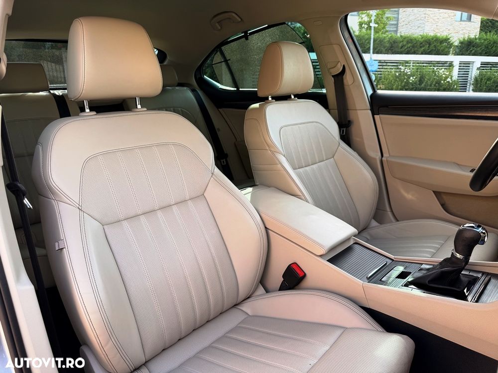 Skoda Superb 2.0 TSI 4X4 DSG Sportline - 22